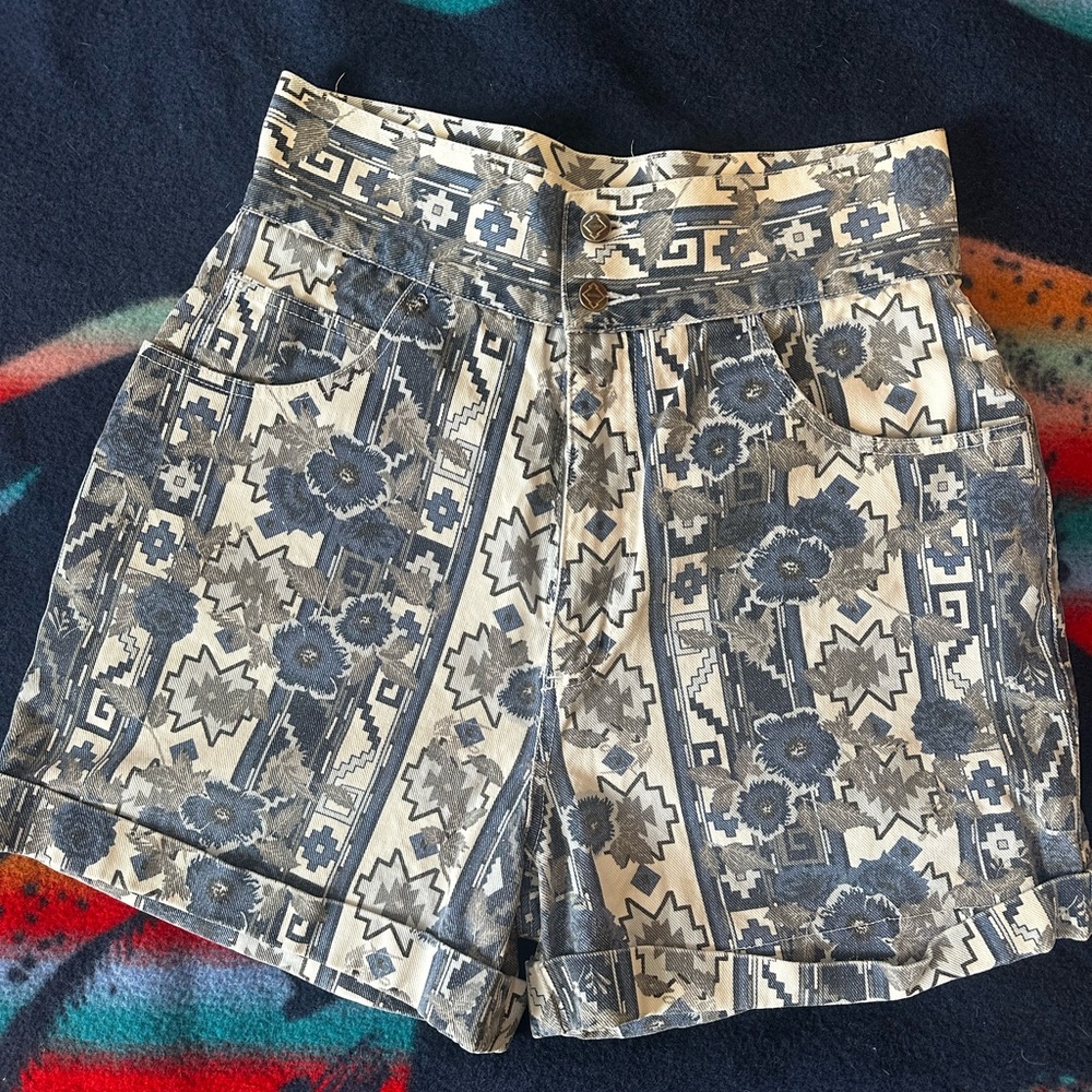Vintage High-Waisted Women Shorts in Gray and White